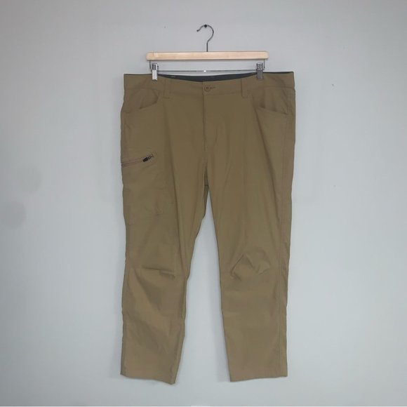 Eddie Bauer‎ Pants Men's Size 40x30 Khaki Tan Rainier Water-Repellent Hiking - Picture 2 of 10